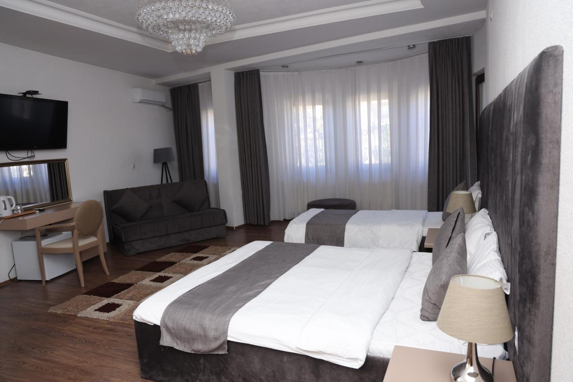 Hotel Cleon Prizren Exterior photo