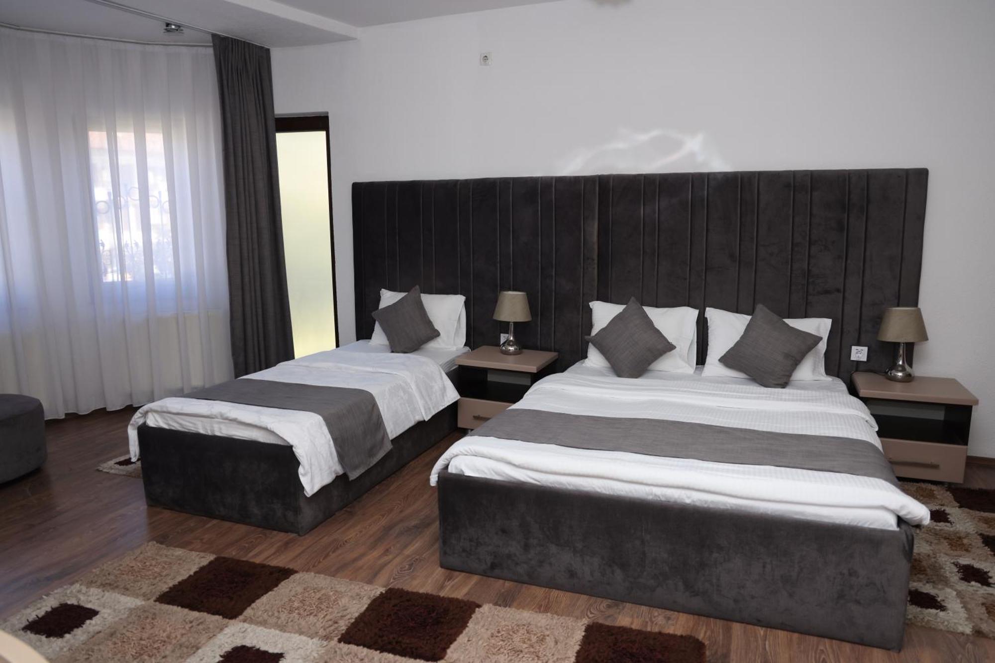 Hotel Cleon Prizren Exterior photo